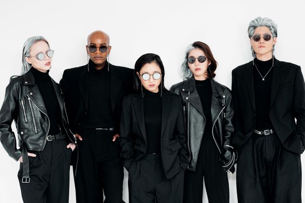 Quelles techniques pour rendre des talons aiguilles confortables lors d'événements prolongés ?