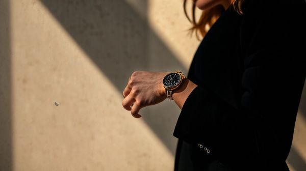 Top montres femme : élégance et tendances à suivre en 2023